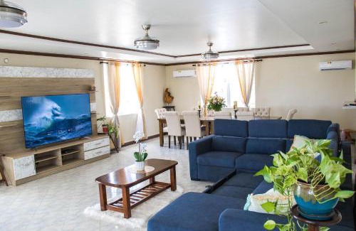 Mangrove Bed & Breakfast | Vale View Manor