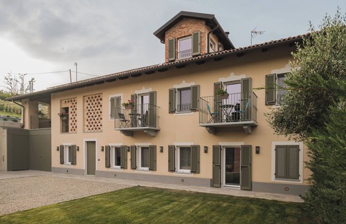 Moasca House | Valèt guesthouse, four rooms and sleeps 12, half an hour from Alba