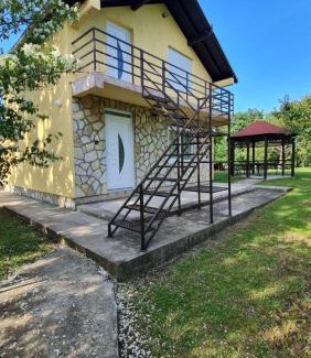 Valjevo House | Valjevo vikendica, stan na dan