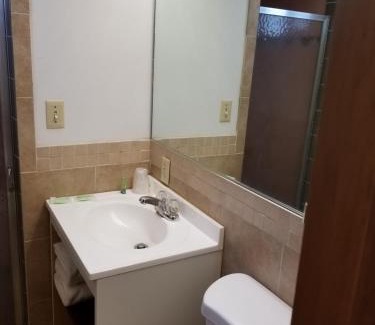Lebanon Hotel | Valley Inn - Lebanon Oregon