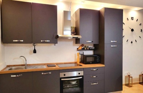Sassari Apartment | Valley View Apartment