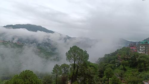 Dharampur Apartment | Valley View at Twin Oaks