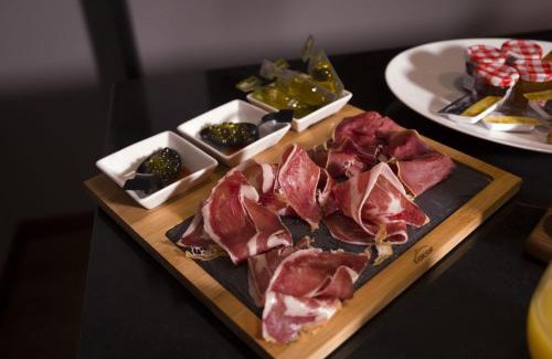 Morella Apartment | Vallivana Suites