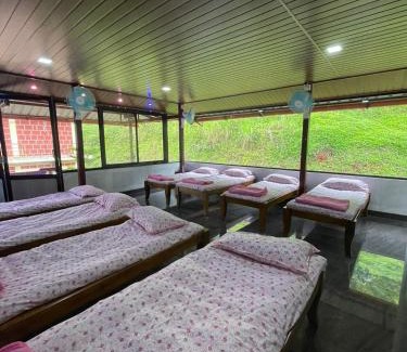 Samse Hostel | Vamoose River Edge