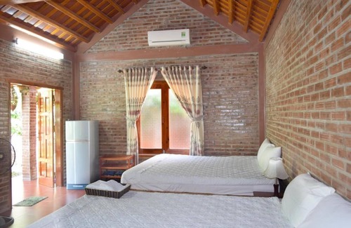 Gia Vien House | Van Long Family Homestay