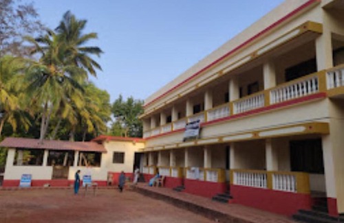 Devgad House | Vanora Beach Niwas, Devgad