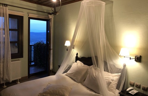 Edessa Hotel | Varosi 4 Seasons