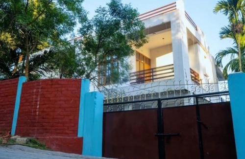 Daltenganj Hotel | Vayantakranti Hotel and stay