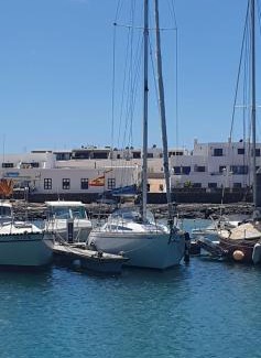 Caleta de Sebo Boat Rental | Velero Puma 32