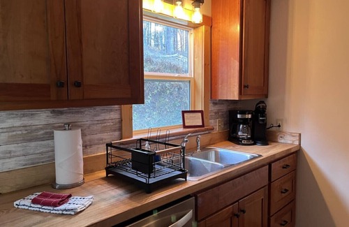 Willis House | VeloWay Chalet for the cyclist in you! by Buffalo Mountain Getaway