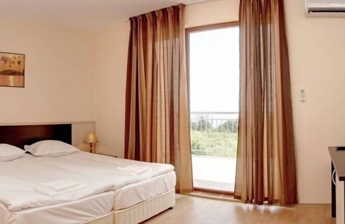 Byala Hotel | Vemara club