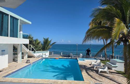 Jarealito Apartment | Ventana Va102a at Arecibo 681 Ocean Drive