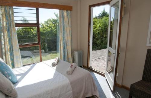 Brenton-on-Sea House | Ver-weg