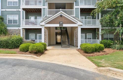 Valley Apartment | Verandas 1931i Serene Oasis W Modern Convenience