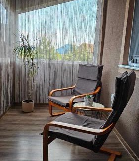 Armaseni Noi House | Verebes Cottage with garden