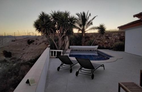 Locaiba Villa | Veronica Villa