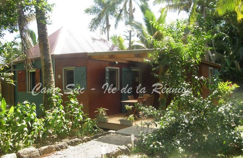 Sainte-Rose Cottage | VERT NATTE Cottage with Creole Garden in Sainte-Rose