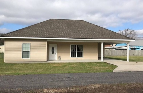 Belle Rose House | Very Clean & Beautiful Home in a very quiet neighborhood.