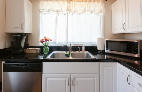 Medford Apartment | Very Comfortable-Well Stocked-Quiet Neighborhood-Centrally Located-Walk to Park