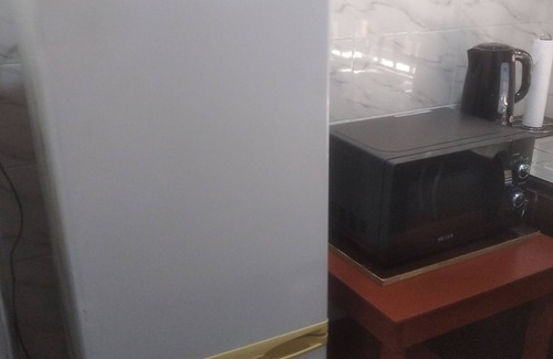 Oshodi-Isolo Apartment | very neat and quiet place with security