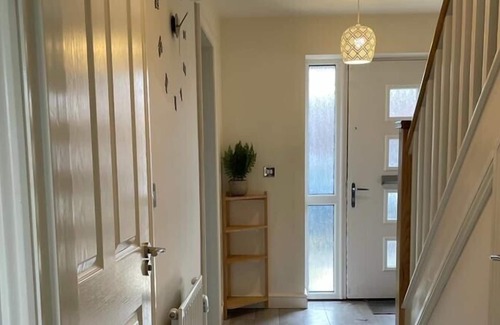 Acresford House | Very Spacious 2 Bedroom House