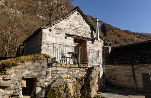 Frasco Ski Chalet | Verzasca Lodge Elma