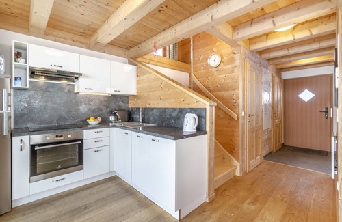 Schoenberg-Lachtal Ski Chalet | Veselý Svišť Chalet Lachtal - a comfortable chalet in the mountains