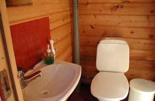 Utsjoki Other | Vetsikon Leirintämökit