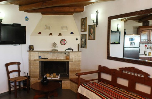 Patsos House | Vgorada, Cretan house in Νature