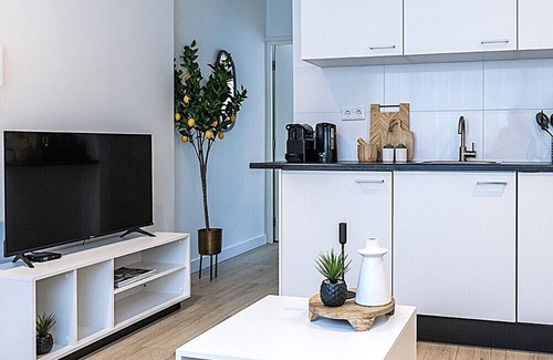 Strijp Apartment | Vibrant home with a brand-new kitchen, just steps from the supermarket!