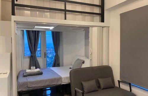 South Triangle Apartment | Victoria Sports Tower Loft FreePool Gym MRT GMA