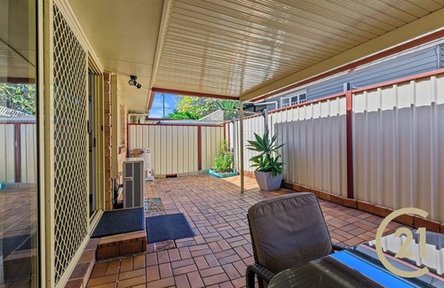 Margate Apartment | "Victoria Villa" - Margate Q 4109
