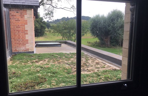 Wincanton House | Victorian Farmhouse with land and lake near Bruton
