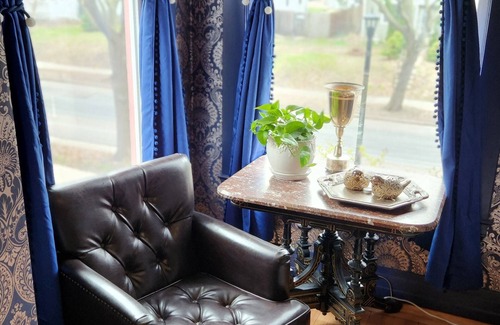 Downtown Minneapolis House | Victorian Mansion 1 Mile from Downtown Minneapolis