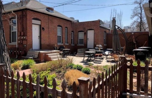 Curtis Park Apartment | Victorian Schoolhouse Apartment 2 blocks from RiNo Unit 2