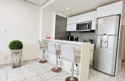 Isla Grande Apartment | View of Paradise Apartment A SJ