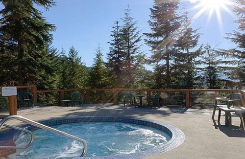 Nordic Estates House | -View, View And More View!-Super Quiet Getaway!-