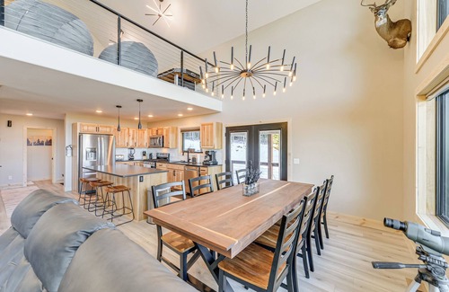 Dubois House | Views, Trails, Hot Tub & More: Luxe Wyoming Oasis