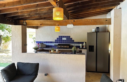 Sainte-Anastasie-sur-Issole Villa | Villa Des 3 Bouchons