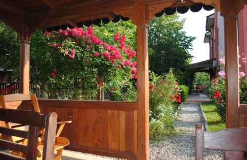 Mila 23 House | Vila Delta Travel - Mila 23