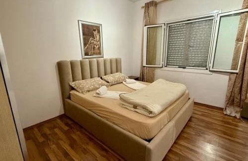 Piqeras House | VILA ELEZI Piqeras
