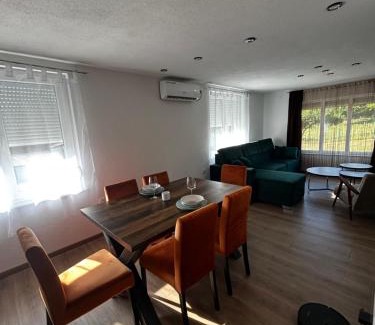 Laktasi Villa | Vila Fina