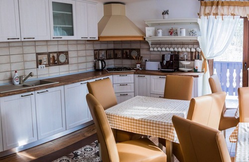 Zarnesti Villa | Vila MOLIDUL Zarnesti-zona linistita in mijlocul naturii