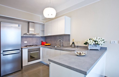 Sala Comacina Apartment | Villa 4 Residence Sala Comacina sleeps 8 with spa & pool by Italian Apartments