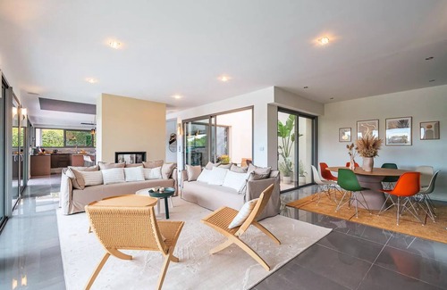 Baillargues Villa | Villa 4 Schlafzimmer 8 Personen mit privatem Pool
