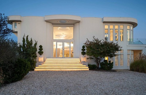 Amagansett Villa | Villa ∙ 7 bedrooms ∙ 14 guests