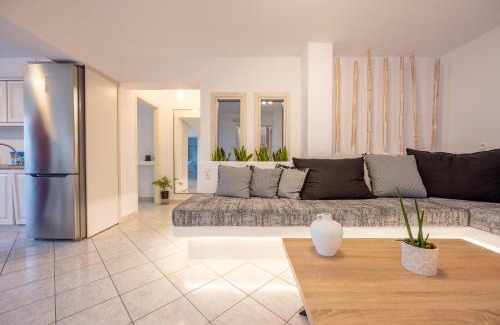 Naxos Town Apartment | Villa 7Days I Relax with Private Jacuzzi & SeaView