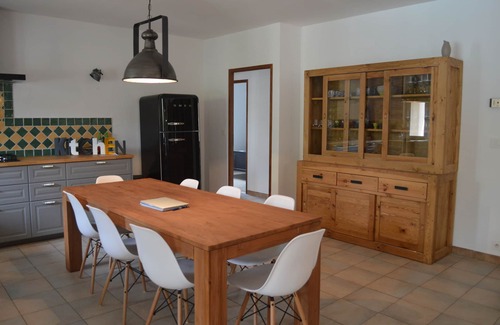 Bagnols-sur-Ceze Villa | Villa 8 to 10 people with private heated pool in the Gard