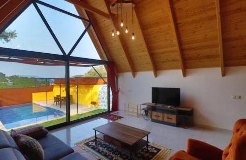 Uzumlu Villa | Villa Aşkhane