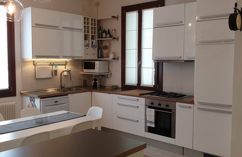Marghera Apartment | Villa Ada, Appartamento 1. In 10 Minuti a Venezia